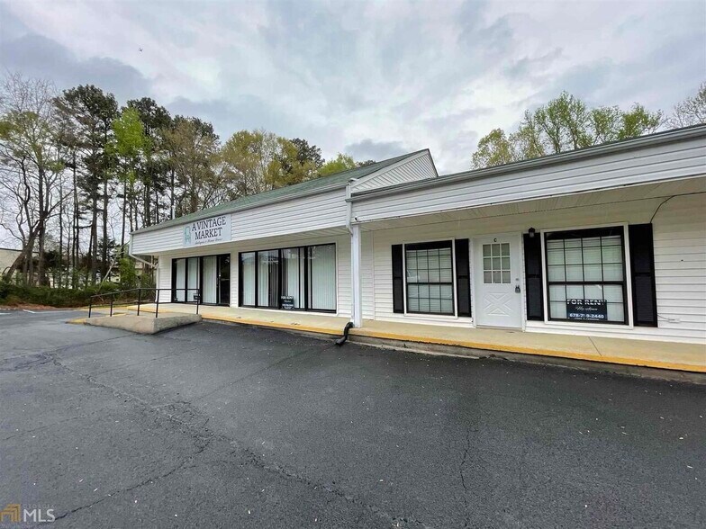 3200 N Henry Blvd, Stockbridge, GA à louer - Photo du bâtiment - Image 2 de 2