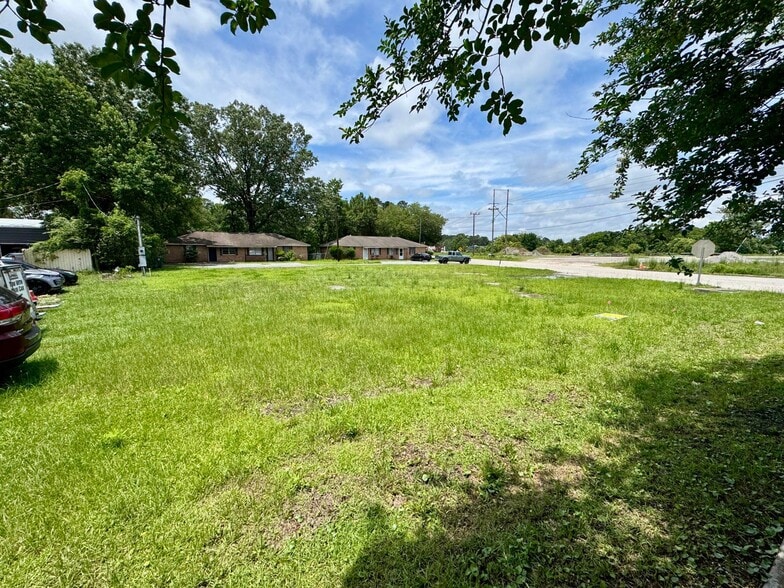 114 Red Bank Rd, Goose Creek, SC for sale - Primary Photo - Image 1 of 6