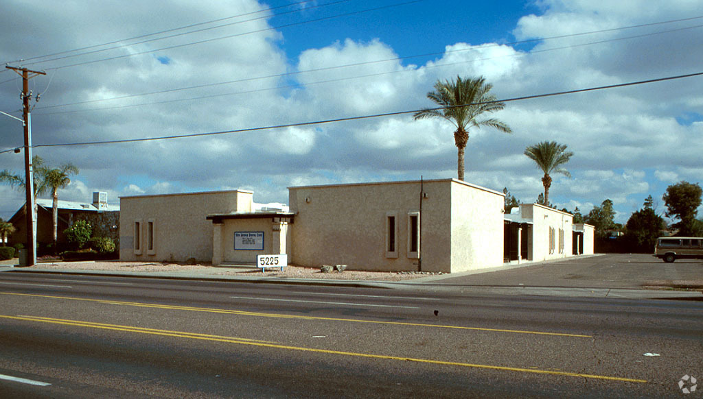 5225 N 19th Ave, Phoenix, AZ à vendre Photo principale- Image 1 de 1