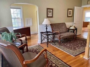 411 E College Ave, Tallahassee, FL à louer Photo intérieure- Image 1 de 11