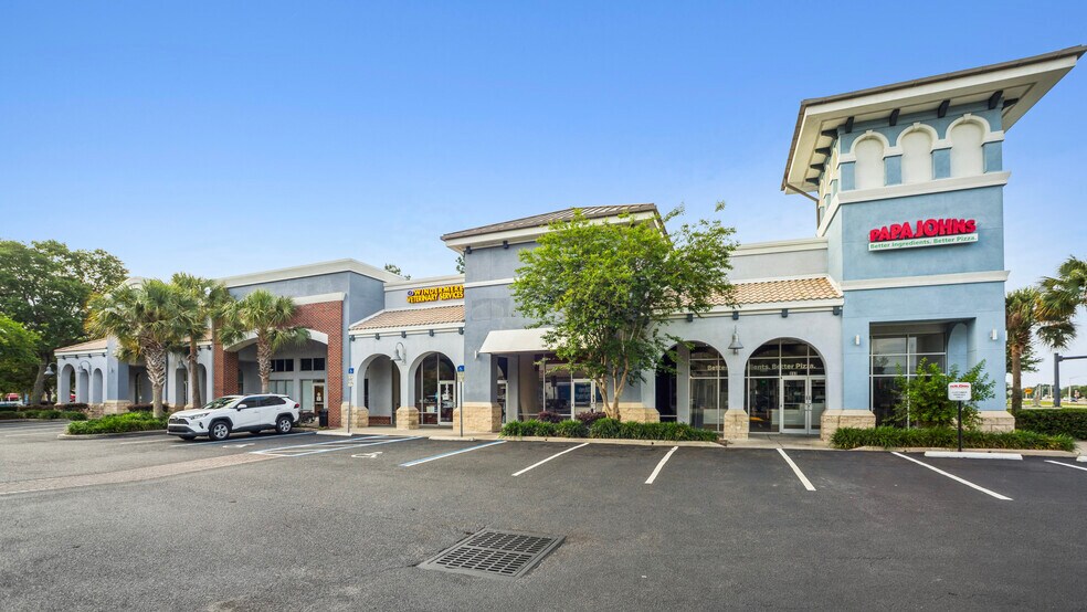 7315 Winter Garden Vineland Rd, Windermere, FL à louer - Photo du bâtiment - Image 3 de 12