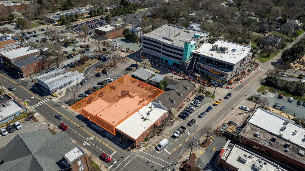 102 E Main St, Carrboro, NC à louer - Aérien - Image 3 de 6