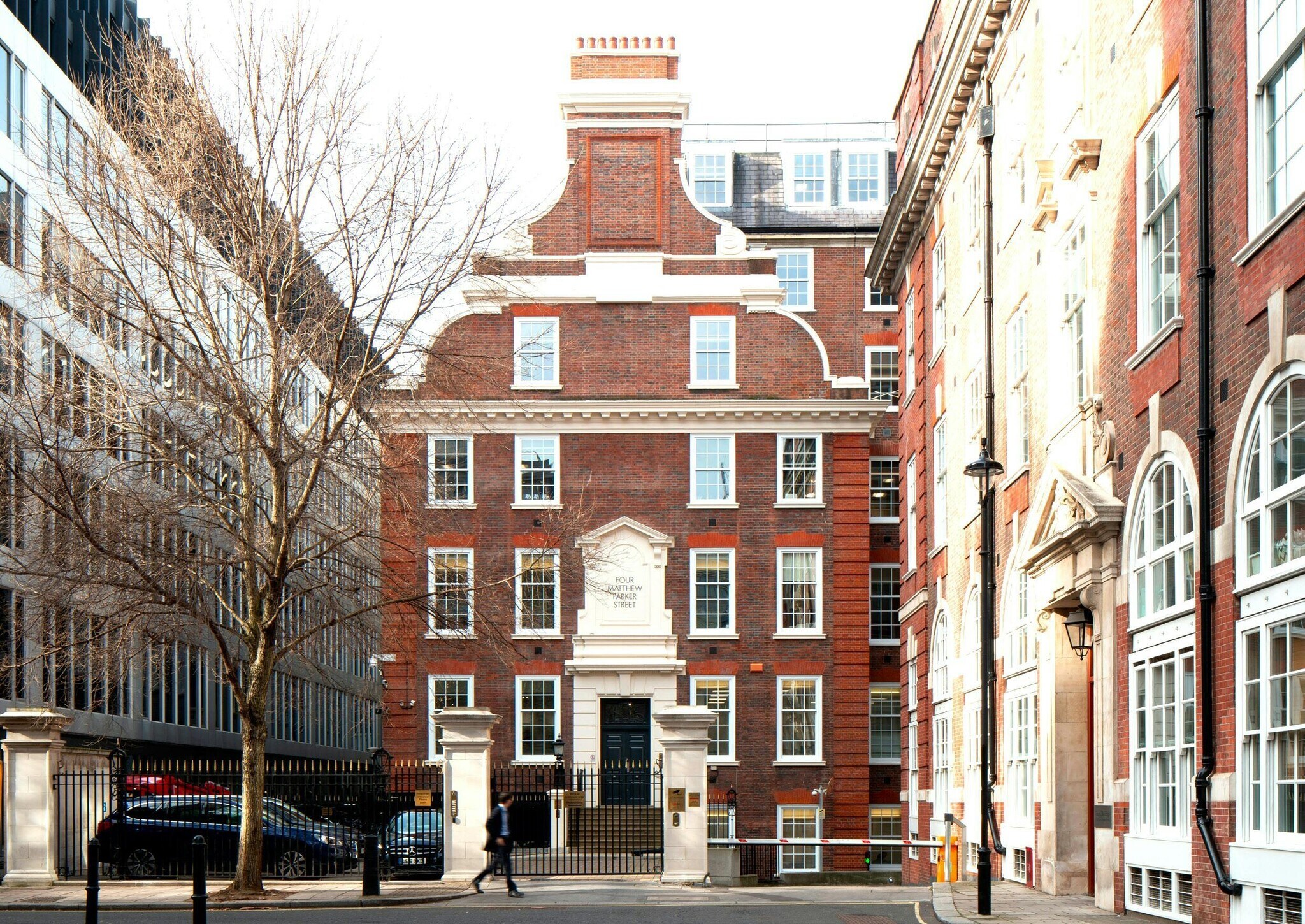 4 Matthew Parker St, Londres à louer Photo du bâtiment- Image 1 de 3