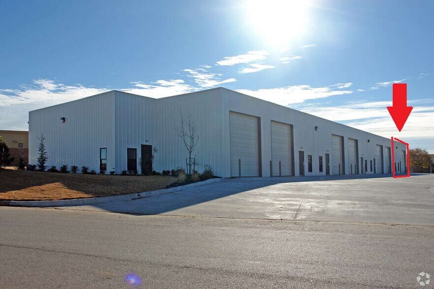 3400 Bart Conner Dr, Norman, OK for lease - Building Photo - Image 1 of 6