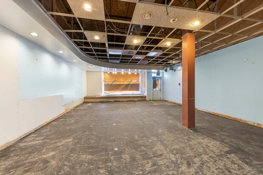 111-123 Jefferson Ave, Naperville, IL à louer - Photo du bâtiment - Image 2 de 11