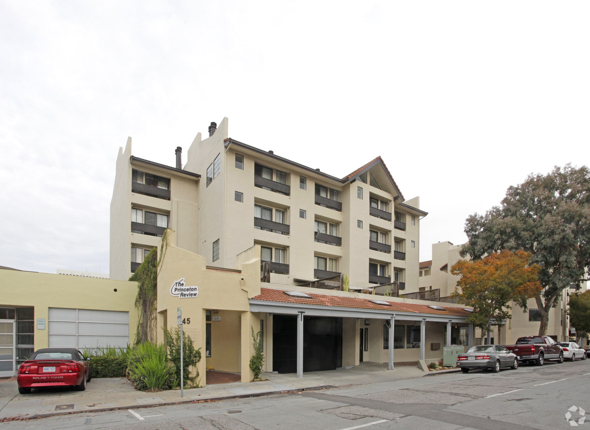 675-685 High St, Palo Alto, CA for lease Primary Photo- Image 1 of 11