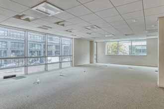 2 Rue Mozart, Clichy for lease Interior Photo- Image 2 of 6