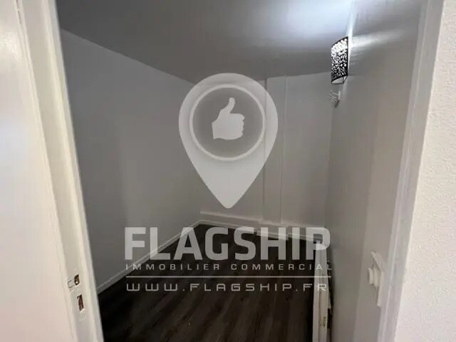 Commerce de détail dans Paris à vendre - Photo intérieure - Image 3 de 9