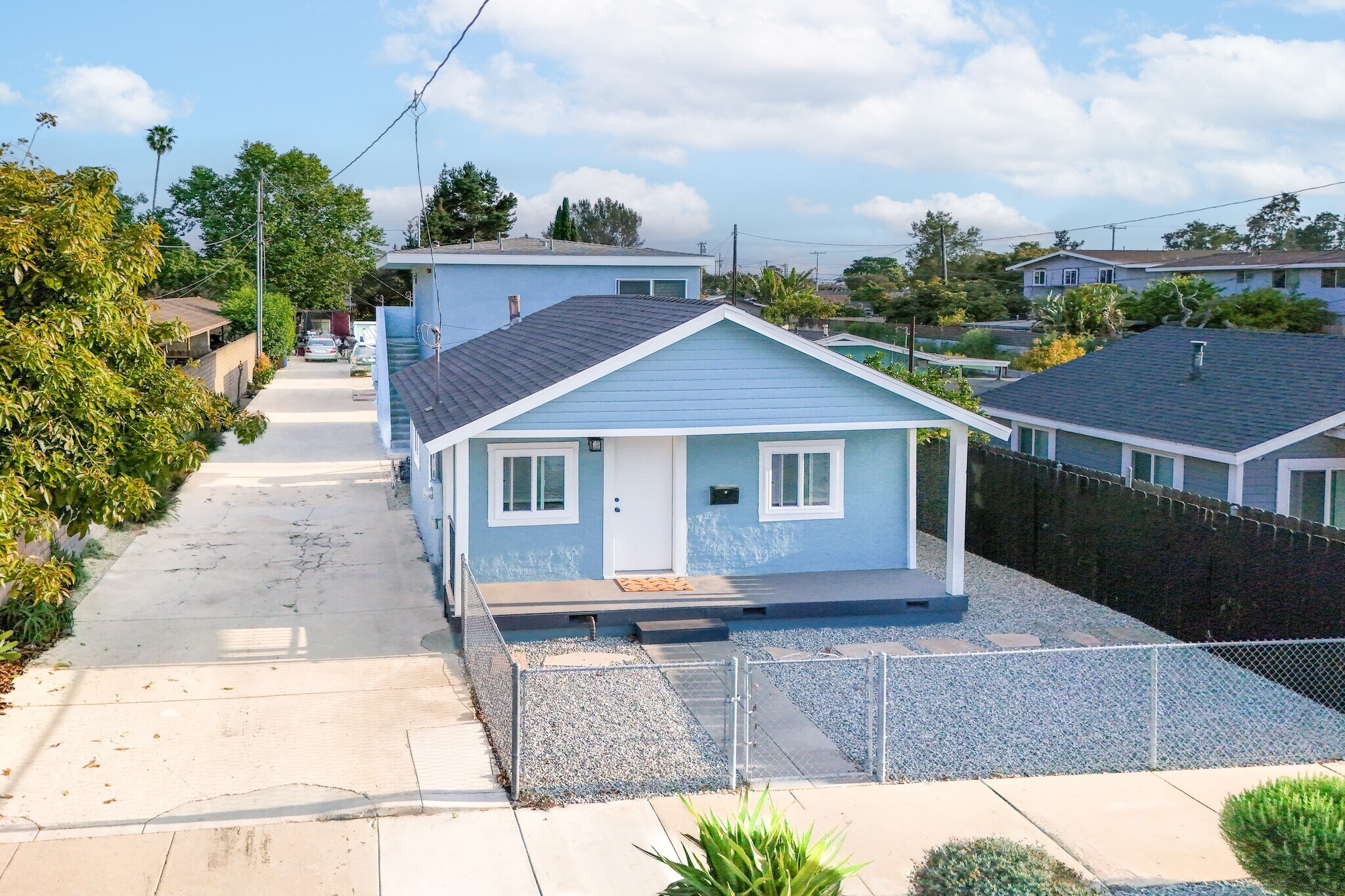 132-138 W Ramona St, Ventura, CA à vendre Photo du bâtiment- Image 1 de 1