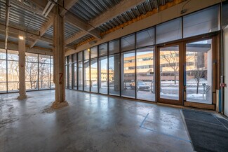 Plus de détails pour 387 N Old Woodward Ave, Birmingham, MI - Commerce de détail à louer