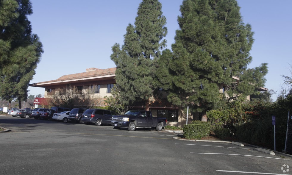 1460 N Camino Alto, Vallejo, CA for lease - Building Photo - Image 2 of 6