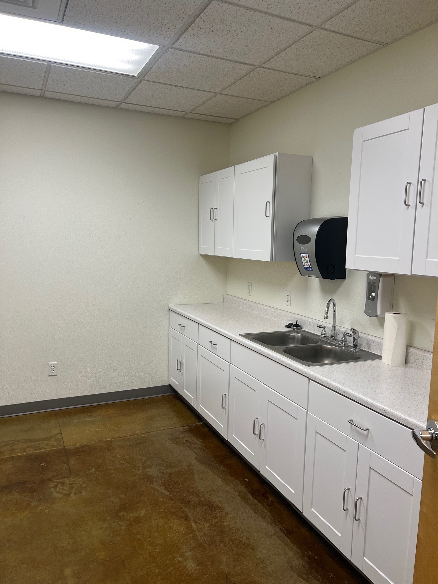 1001-1021 W Hemingway Blvd, Nampa, ID for lease Interior Photo- Image 1 of 7