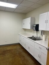 1001-1021 W Hemingway Blvd, Nampa, ID for lease Interior Photo- Image 1 of 7