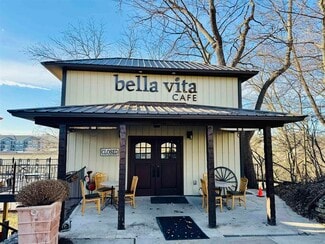 More details for 138 1st St, Baraboo, WI - Office for Sale