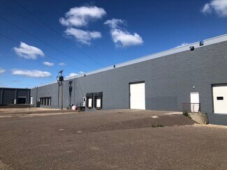 Plus de détails pour 2100 Stoughton Ave, Chaska, MN - Industriel à louer
