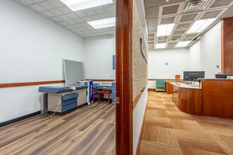 2220 W Belmont Ave, Chicago, IL for lease Interior Photo- Image 2 of 11
