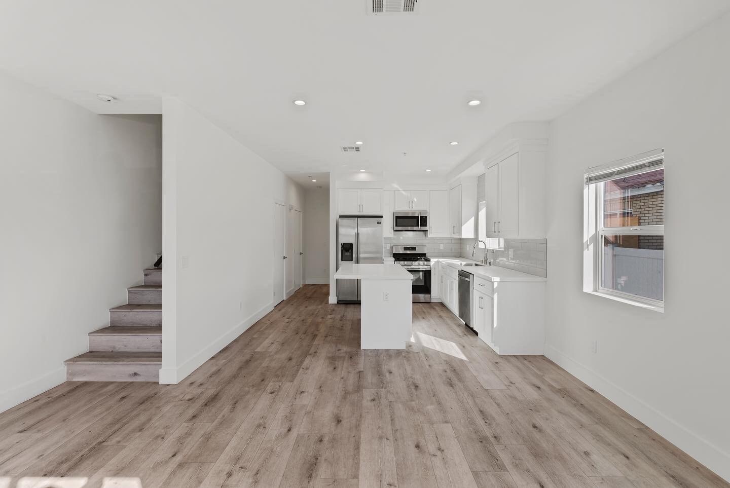 1202 Browning Blvd, Los Angeles, CA à vendre Photo principale- Image 1 de 11