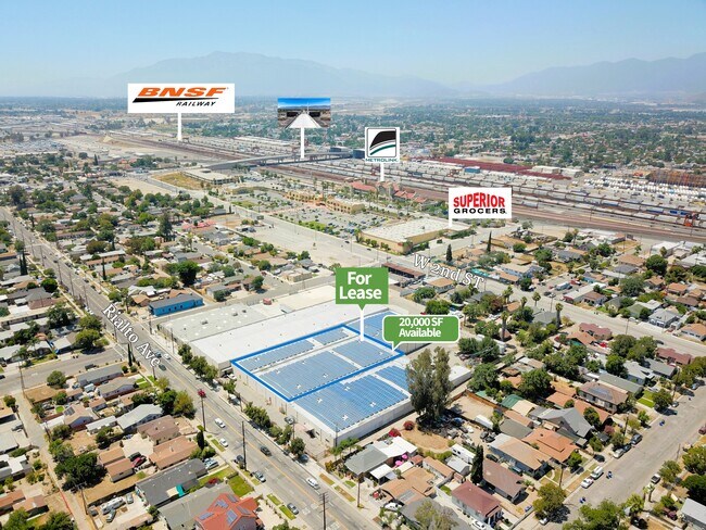 Plus de détails pour 1050 W Rialto Ave, San Bernardino, CA - Industriel à louer