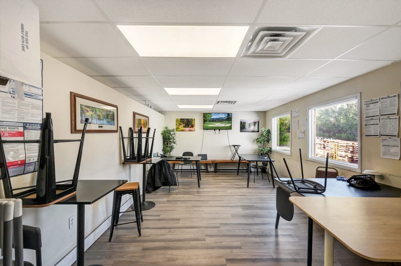 116-120 Monahan Ave, Dunmore, PA for lease Interior Photo- Image 1 of 36