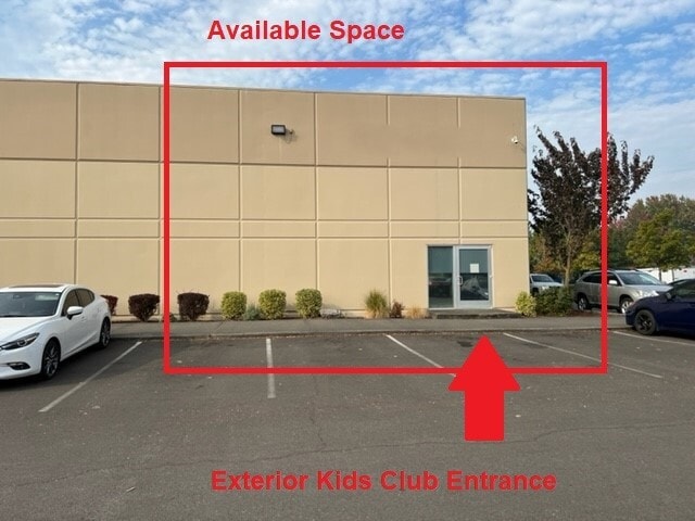 6095 SE Tualatin Valley Hwy, Hillsboro, OR for lease - Building Photo - Image 2 of 13