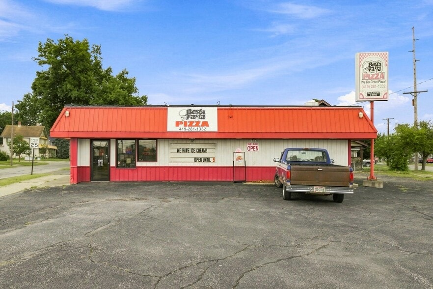 547 E Main St, Ashland, OH for sale - Building Photo - Image 1 of 36