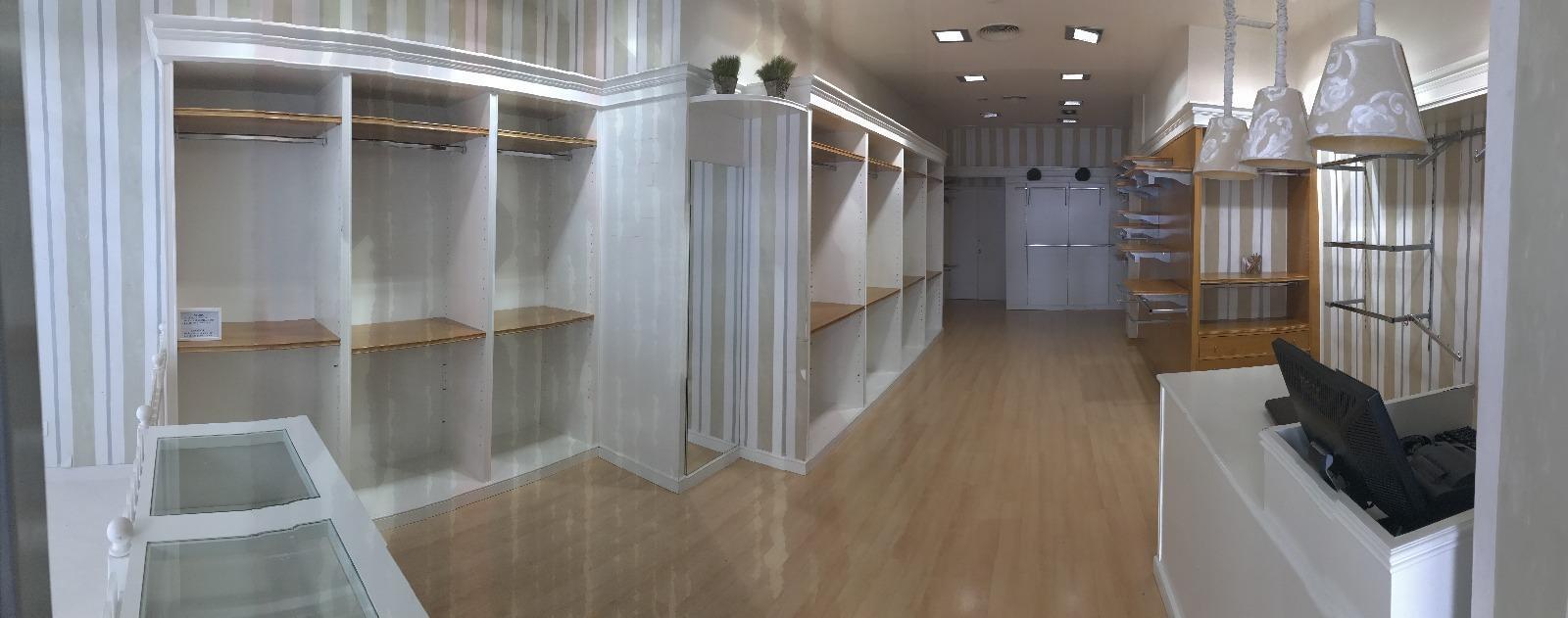 Retail in Córdoba for lease Interior Photo- Image 1 of 7