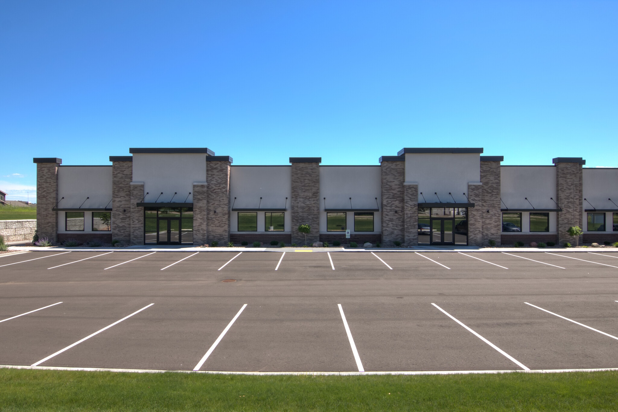 1407 Winchester Way, Altoona, WI for lease Primary Photo- Image 1 of 5