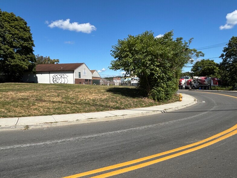 35 Chapel St, Norwalk, CT à vendre - Photo principale - Image 3 de 10