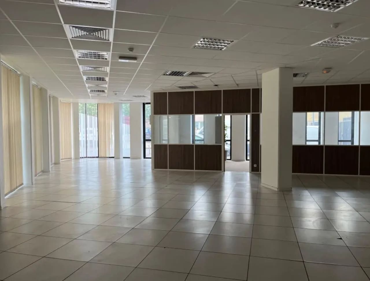 1 Rue Raoul Dautry, Ermont for lease Interior Photo- Image 1 of 9