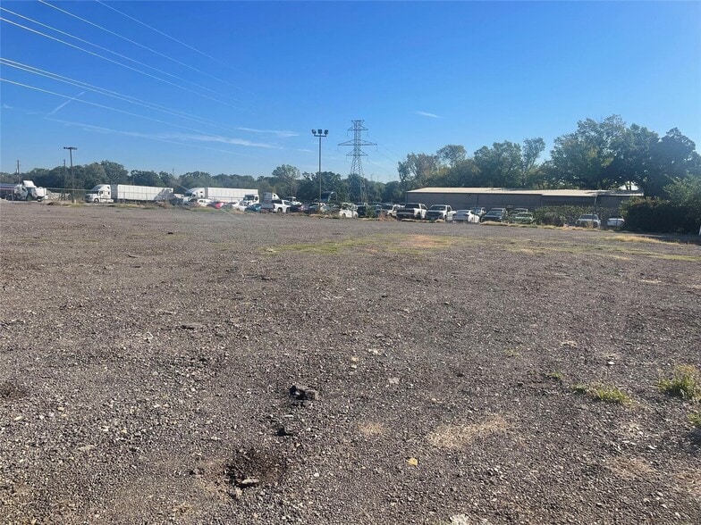 2172 Pipeline W rd, Euless, TX for sale - Building Photo - Image 3 of 4