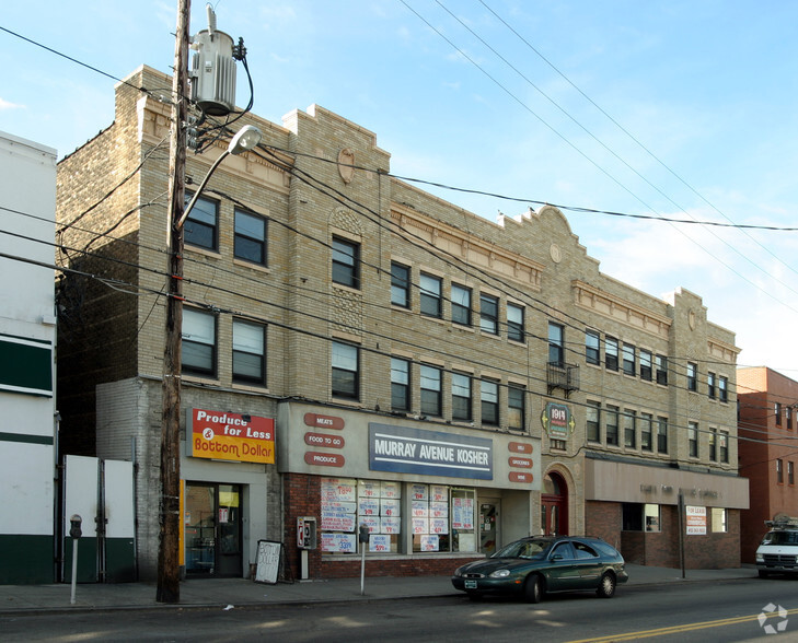 1918 Murray Ave, Pittsburgh, PA à louer - Photo du bâtiment - Image 2 de 4