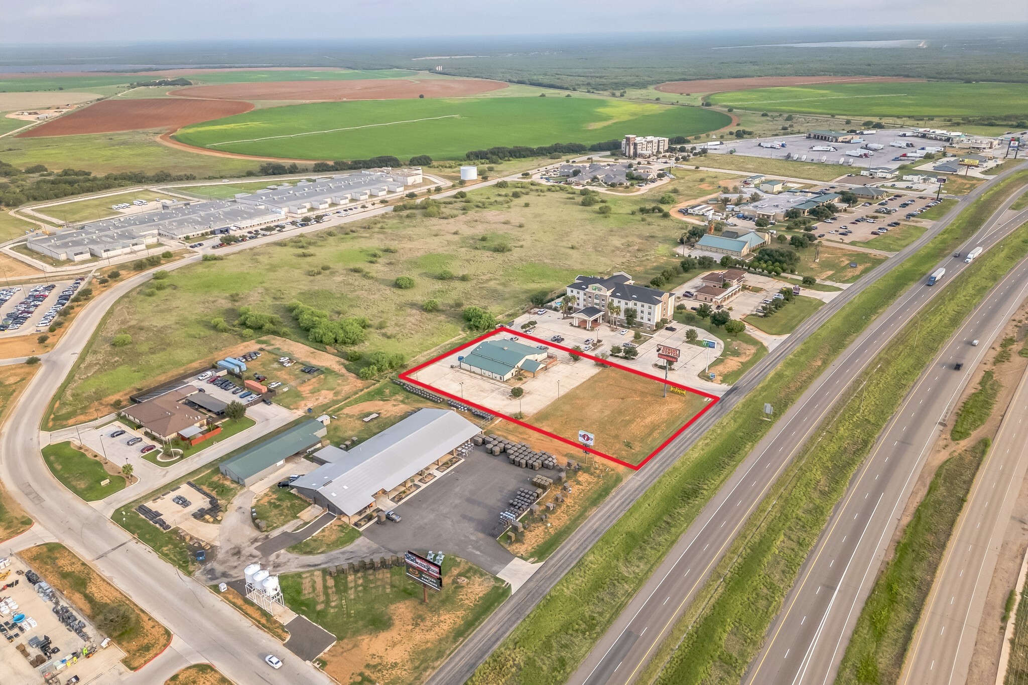 410 S Interstate 35, Pearsall, TX à louer Aérien- Image 1 de 44