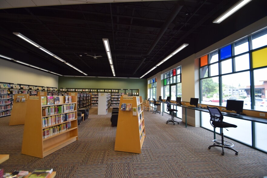 62080 Dean Swift Rd, Bend, OR for lease - Building Photo - Image 3 of 9