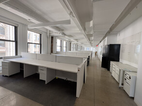 225 Broadway, New York, NY for lease Interior Photo- Image 2 of 7