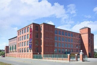 Plus de détails pour 491 Dutton St, Lowell, MA - Bureau à vendre