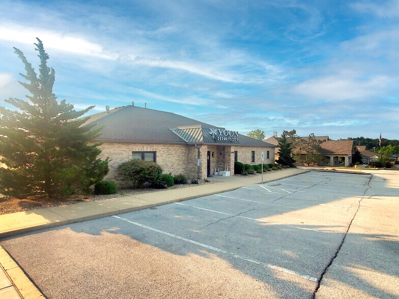 1060 Meyer Rd, Wentzville, MO à louer - Photo du bâtiment - Image 1 de 6