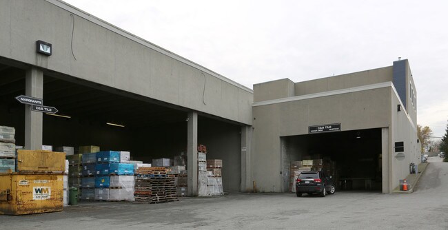 Plus de détails pour 2820 Ingleton Ave, Burnaby, BC - Bureau à louer