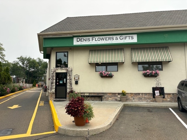 185 D, New Milford, NJ for lease - Building Photo - Image 1 of 6