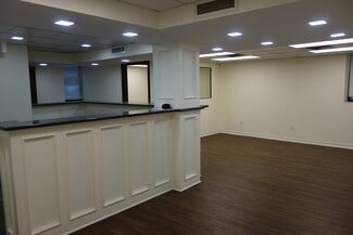 More details for 6433 98th St, Rego Park, NY - Medical for Lease