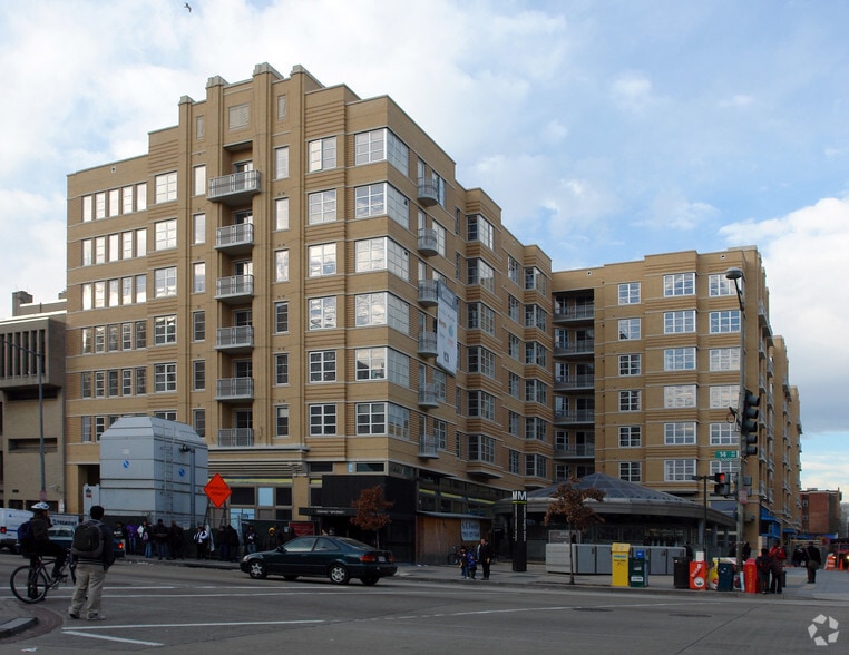 1400 Irving St NW, Washington, DC for lease - Building Photo - Image 3 of 77