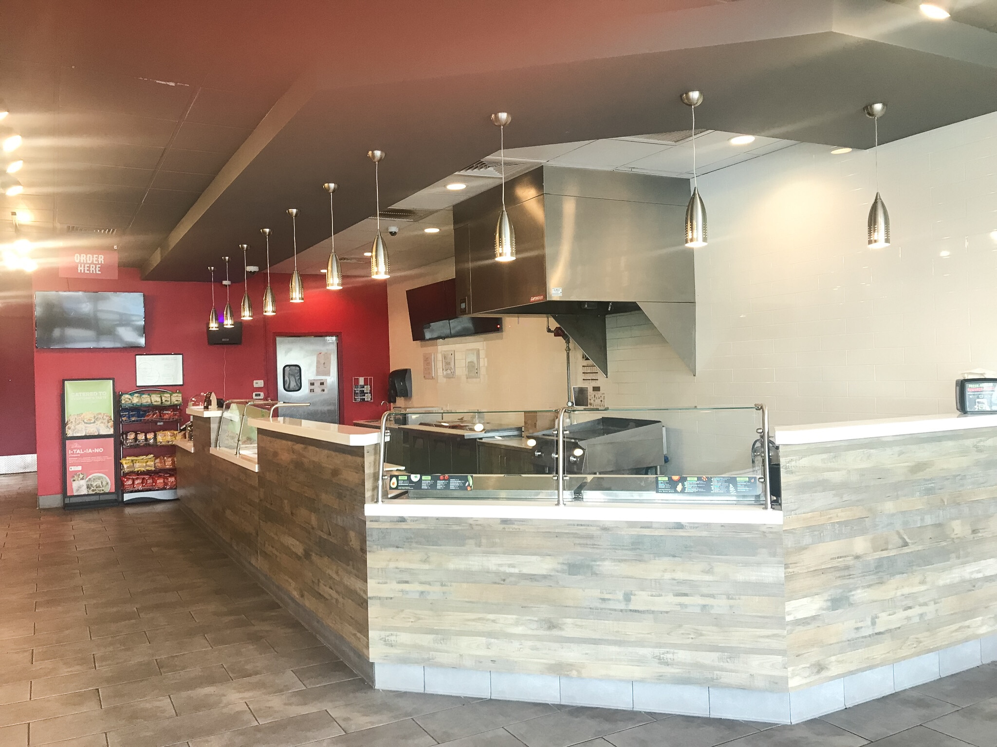 8380 Baymeadows Rd, Jacksonville, FL for lease Interior Photo- Image 1 of 4