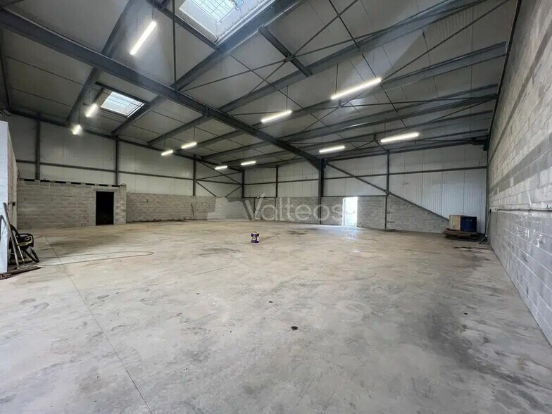 Bureau dans Villeneuve-Tolosane à louer - Photo intérieure - Image 3 de 6