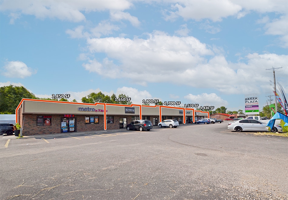 3315-3323 Mississippi Ave, Cahokia, IL for lease Building Photo- Image 1 of 3