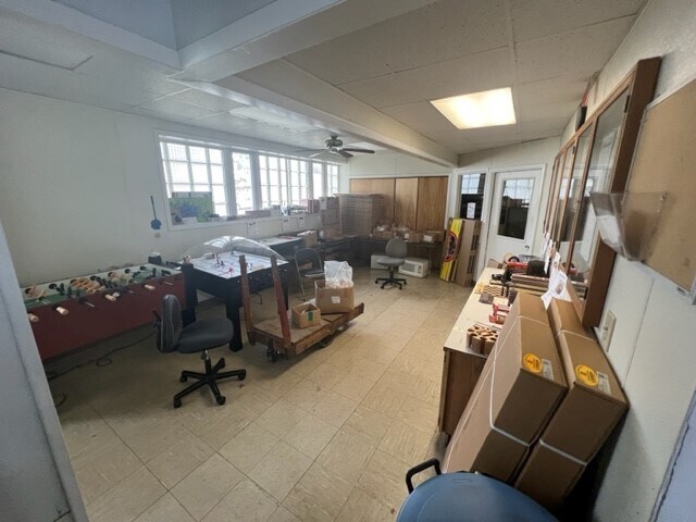 246 Dowland, Ludington, MI à vendre - Photo intérieure - Image 2 de 11