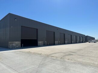 Plus de détails pour 5371 N 70th St, Lincoln, NE - Industriel à louer