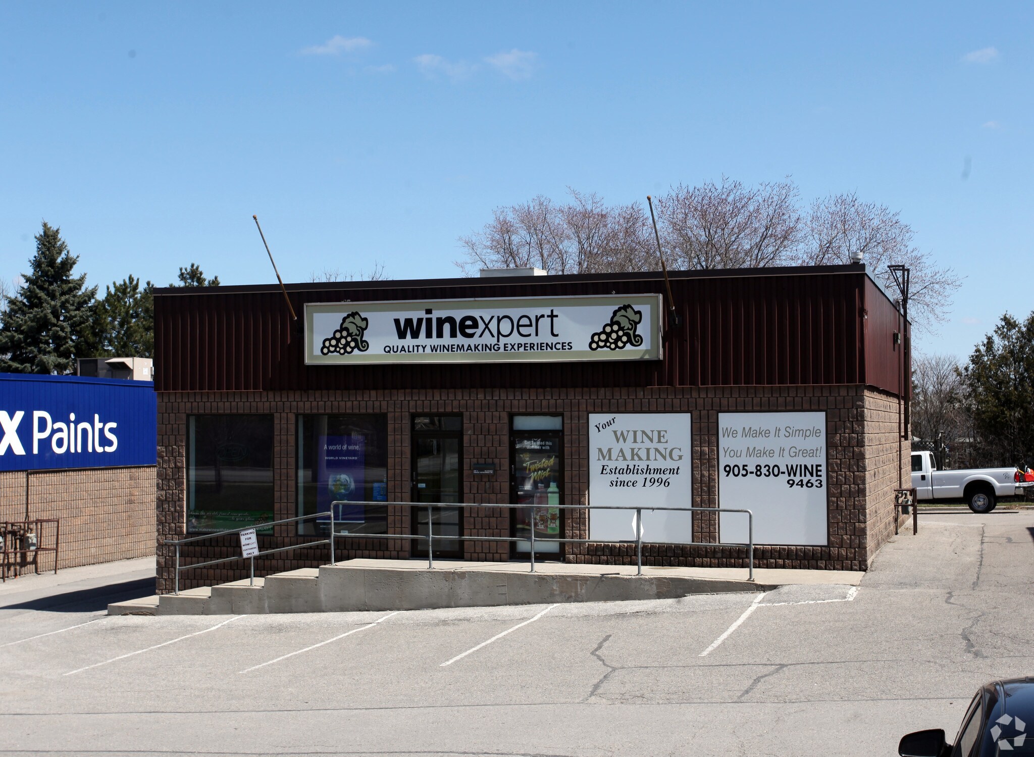 16995 Yonge St, Newmarket, ON for sale Primary Photo- Image 1 of 1