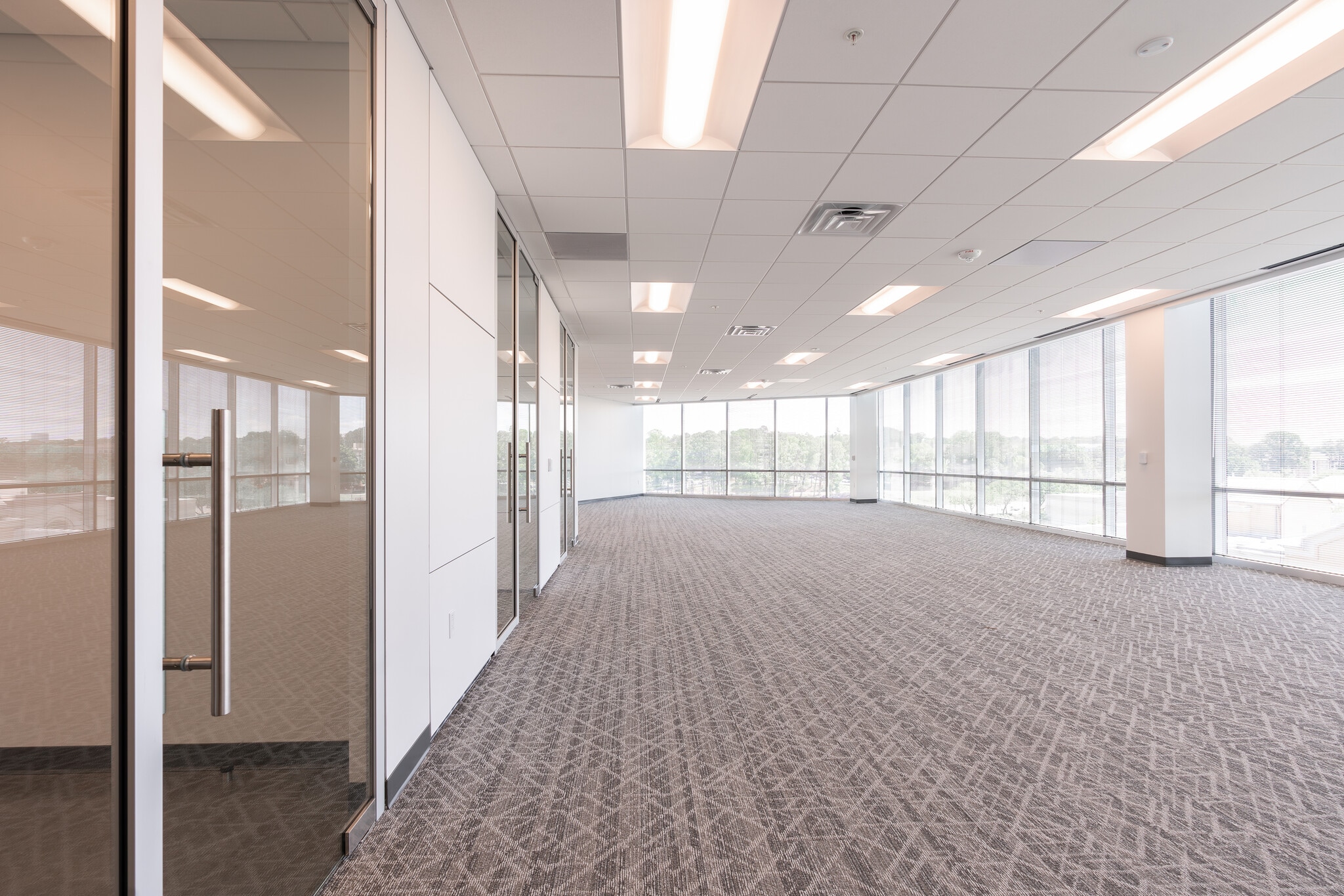 4509 Creedmoor Rd, Raleigh, NC for lease Interior Photo- Image 1 of 26