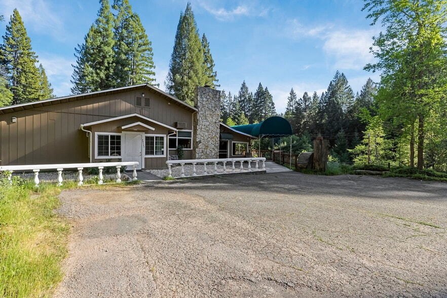 24765 Birch Willits CA 95490 st, Willits, CA for sale - Primary Photo - Image 1 of 1