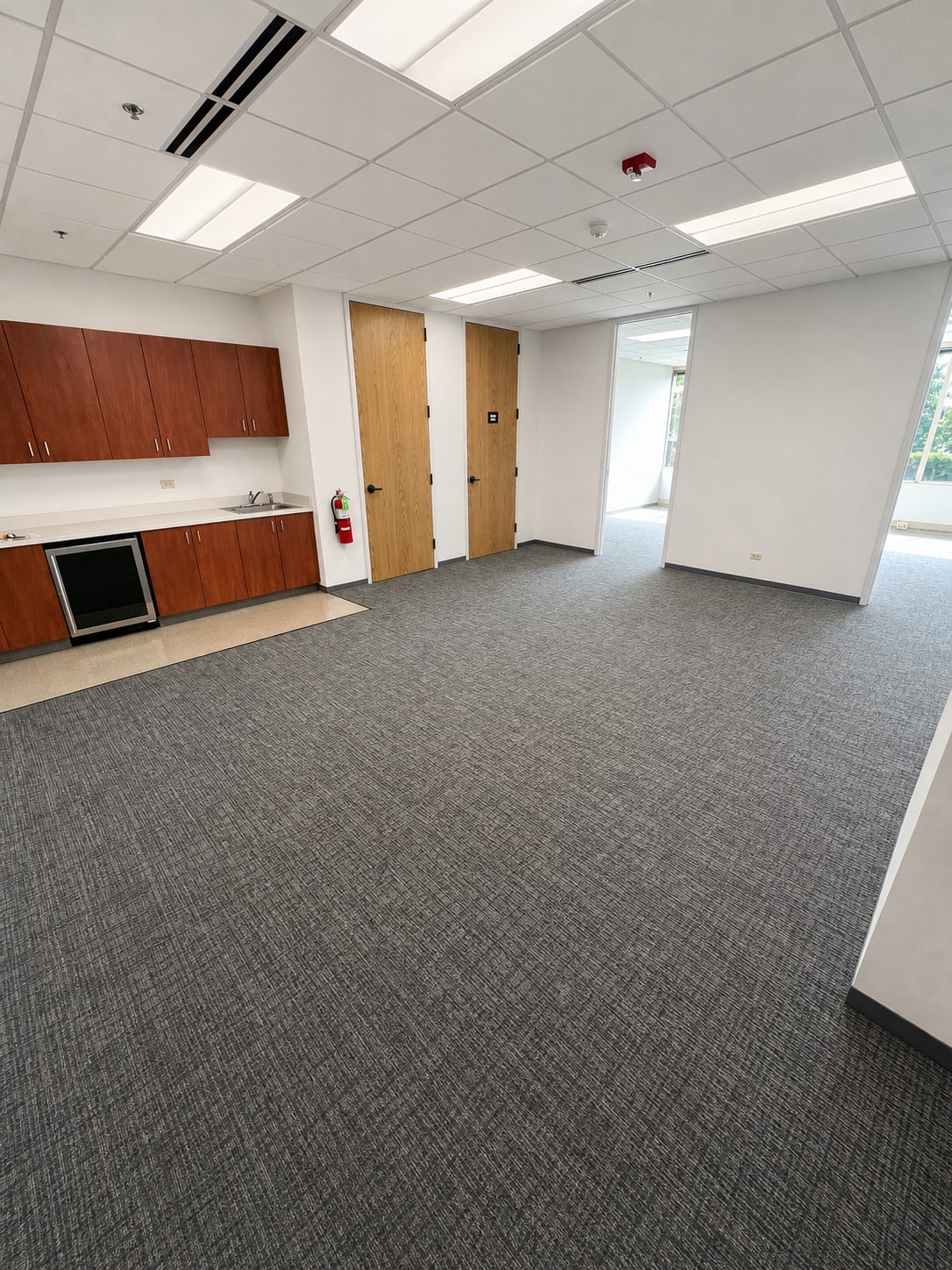 1 Overlook Pt, Lincolnshire, IL for lease Interior Photo- Image 1 of 3