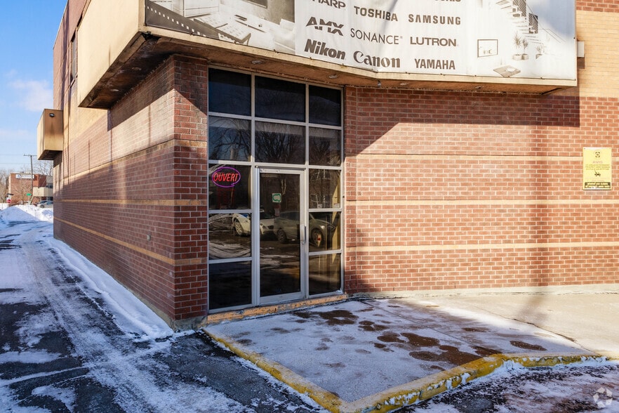 350 Av Des Érables, Montréal, QC à vendre - Photo du bâtiment - Image 3 de 4
